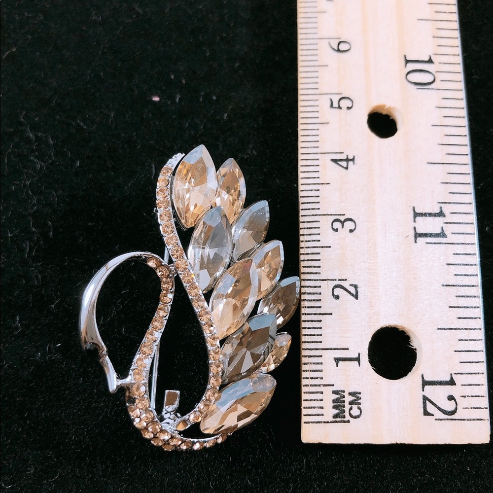 Brooch - Picture 4 of 4
